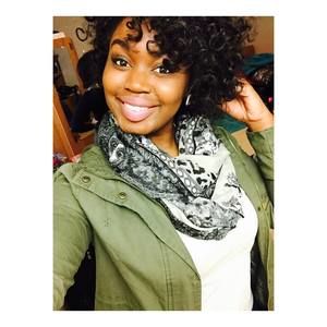 Meet your Posher, Charielle